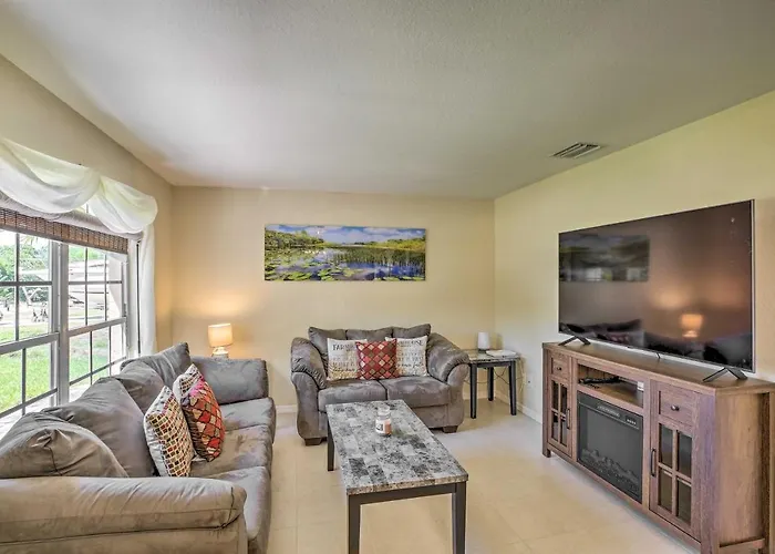 Peaceful Lehigh Acres Home W/ Grill + Lanai!
